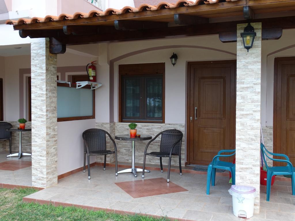 Villa Melina 2 Koinira Extérieur photo