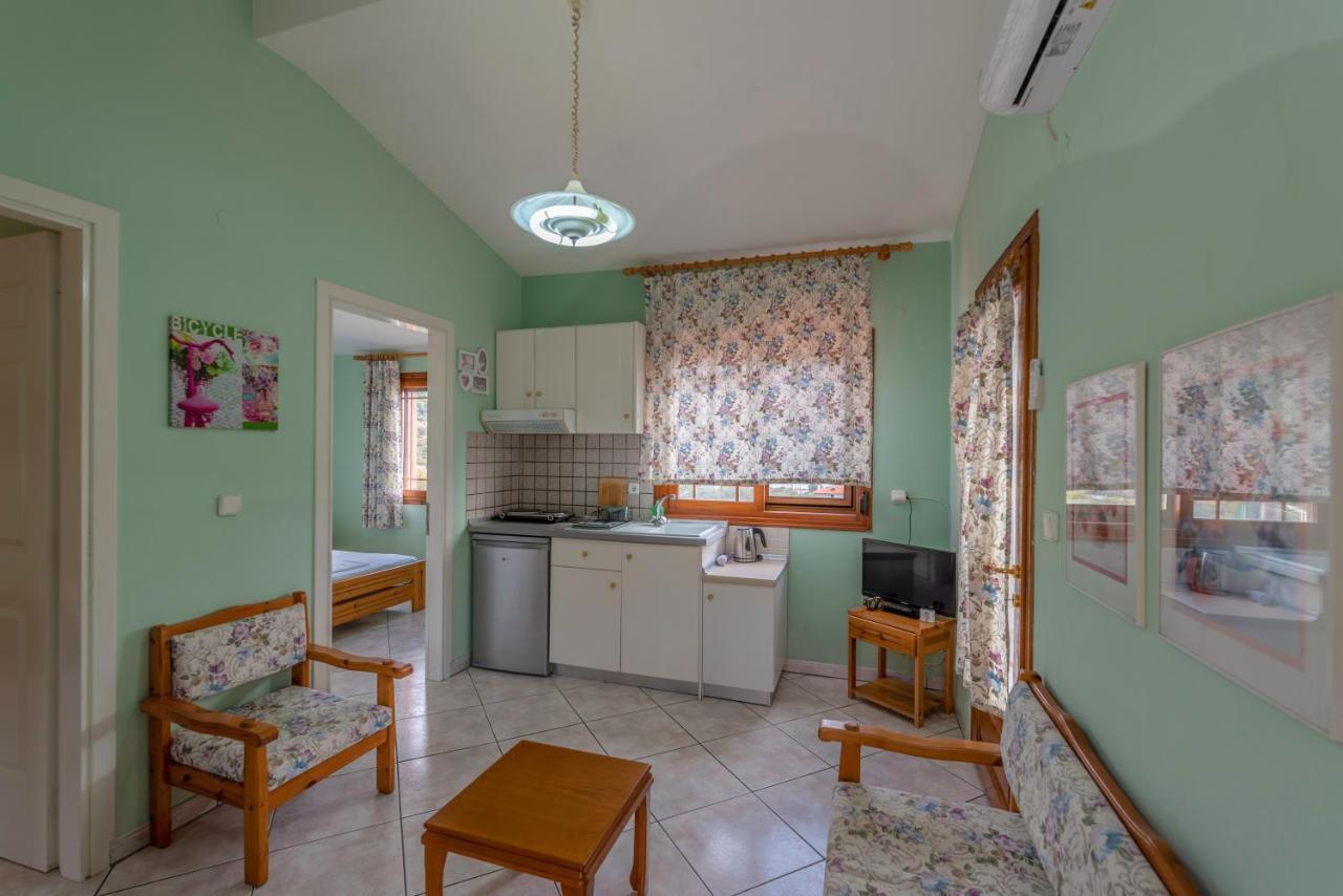 Villa Melina 2 Koinira Extérieur photo