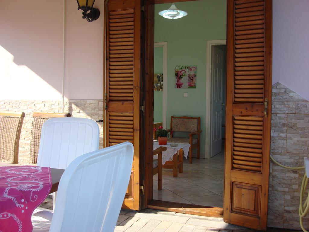 Villa Melina 2 Koinira Chambre photo