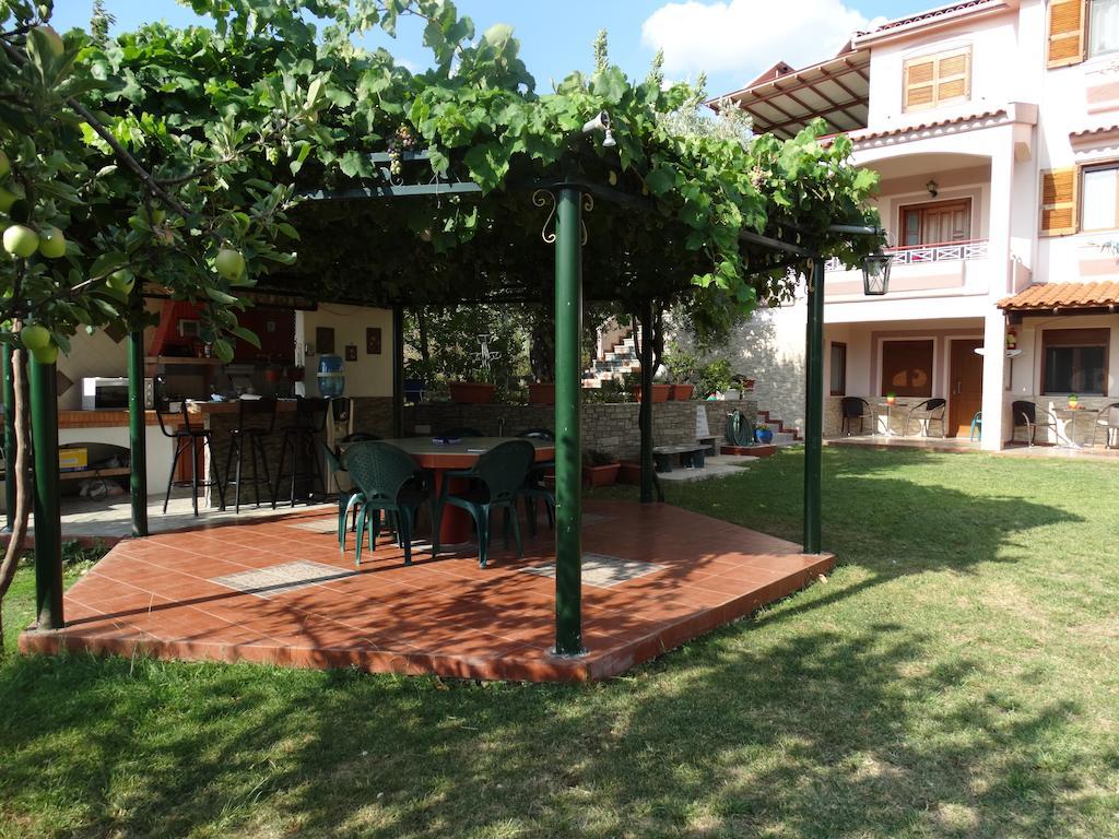Villa Melina 2 Koinira Extérieur photo